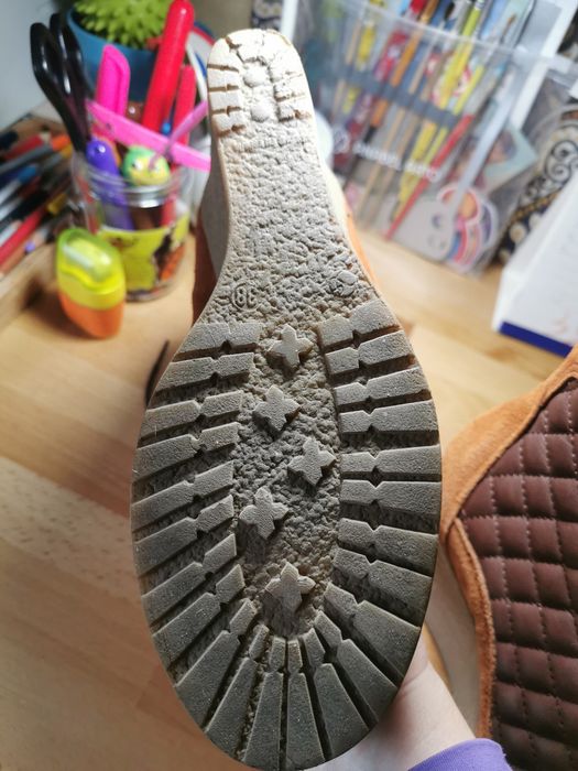 Продам сникерси фірми braska р. 38