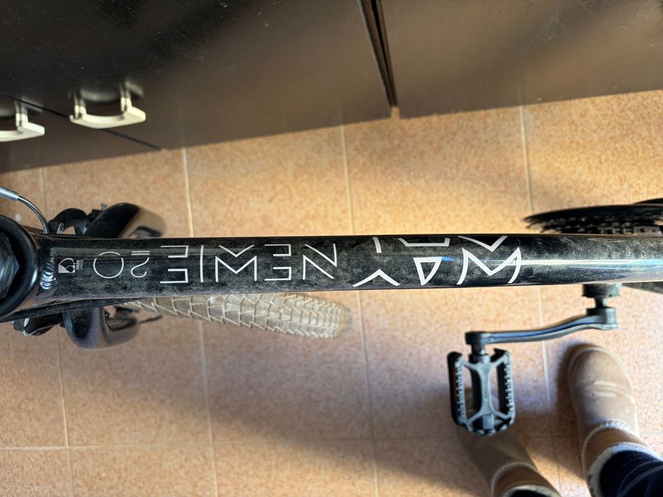 Vendo bicicleta usada poucas vezes