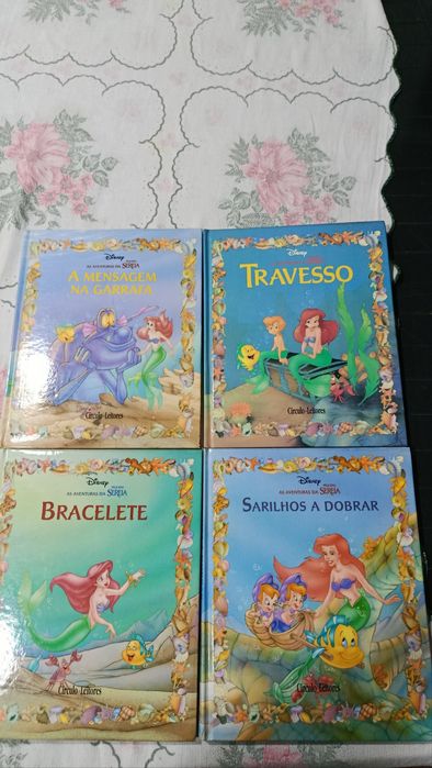Lote pequena sereia Disney livros