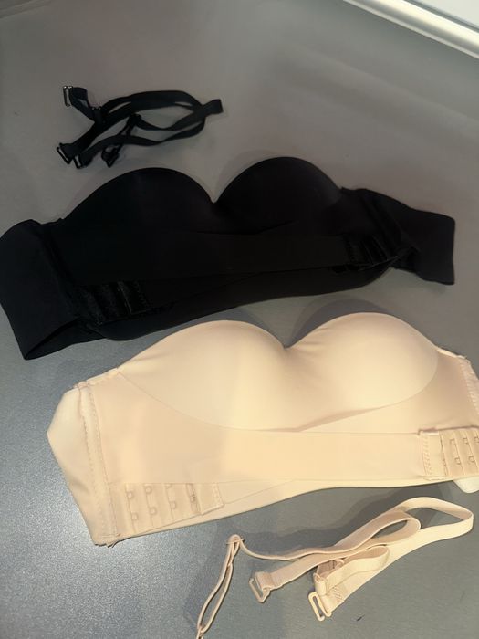 Бюстгалтери зі зйомними бретельками