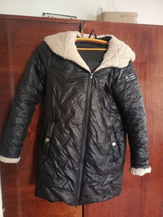 Продам куртку жіночу зимовуб/у  хороший стан