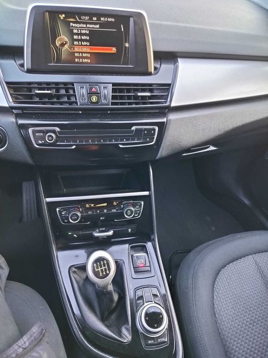 Bmw 216d Gran Tourer - 2016 Line Luxury / 7 Lugares