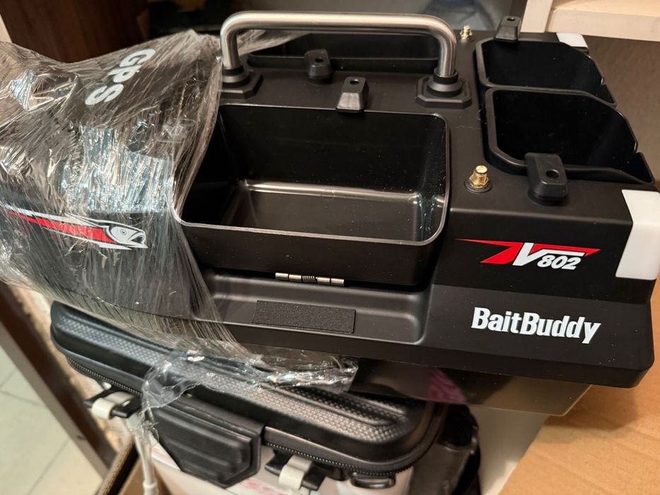 Кораблик для риболовлі Flytec V 802