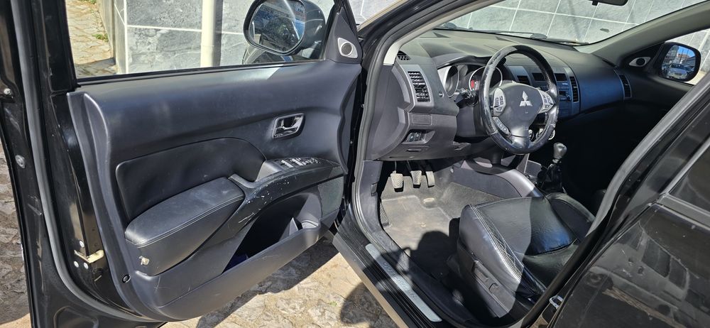 Mitsubishi Outlander 2.0 140cv 4x4