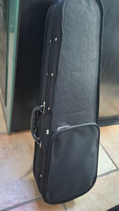 Violino 1/4 com caixa - Práticamente Novo