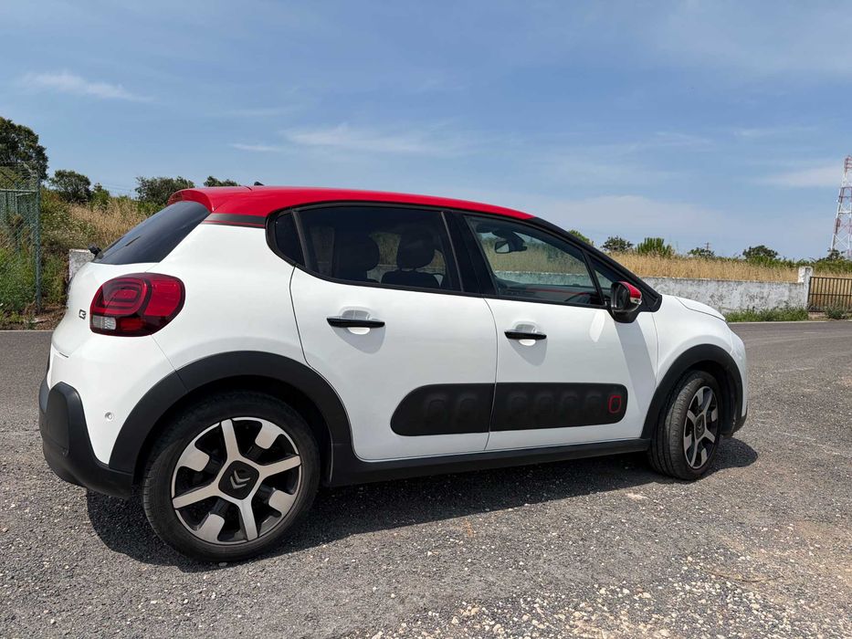 Citroen C3 1.2 PureTech Shine - 110cv Full Extras, Keyless
