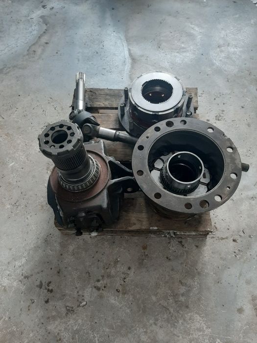 Cat 315 D czesci do mostu zwolnica zwrotnica do koparki cat 315 D kpl