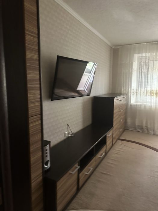 Сдам двухкомнатную уютную квартиру посуточно !