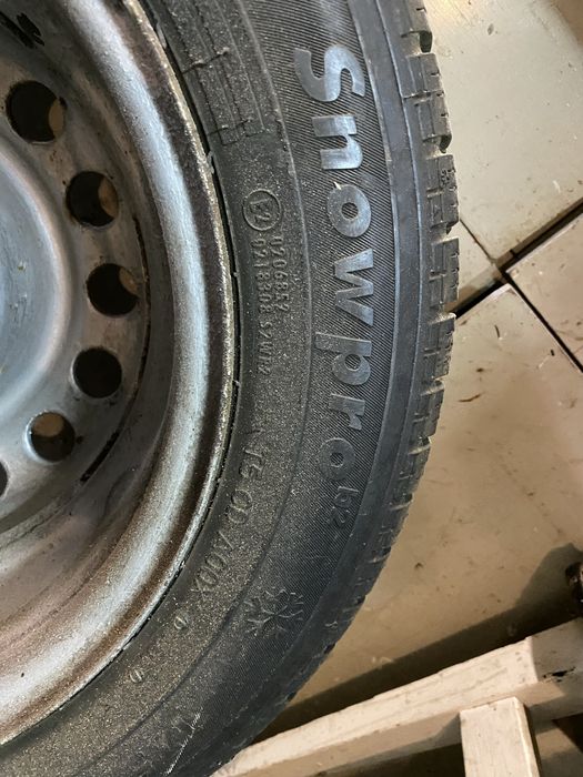 Opony z felgami 14 cali