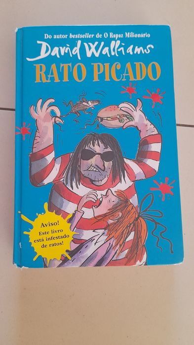 Livros de leitura estranhao