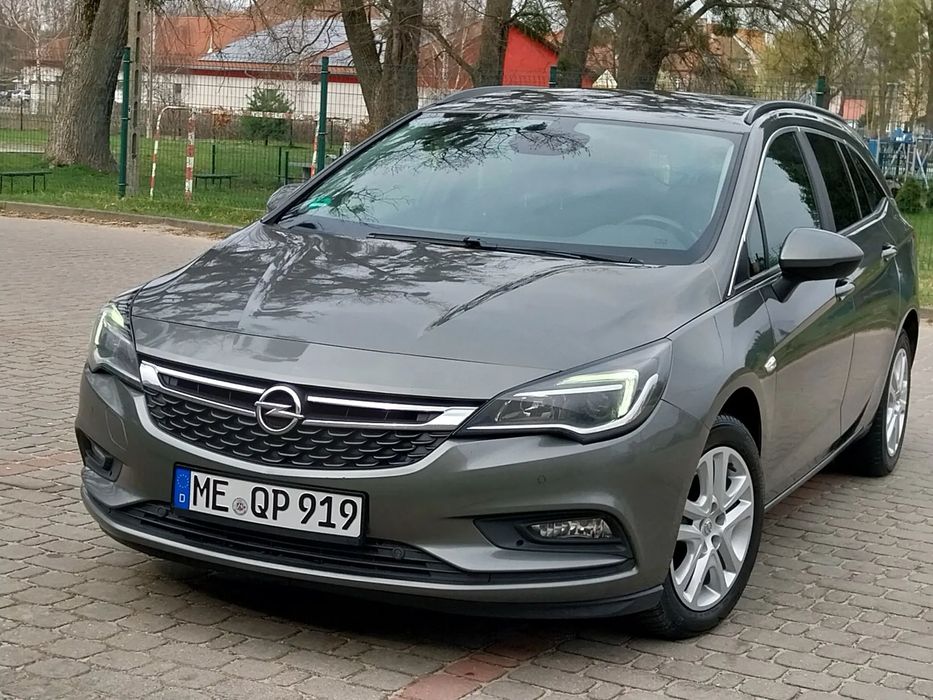 Opel Astra 1.6Cdti*136Ps*Xe•Led*Navi*2xParktr*Cosmo