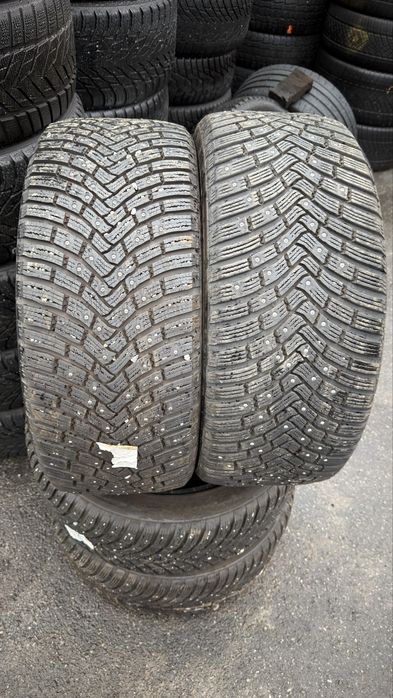 255/45/19 Continental Ice Contact 3