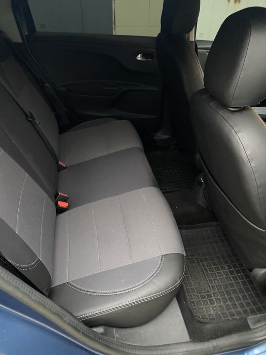 Peugeot 301 1.6 HDi дизель — економний, на ходу, після ДТП, торг