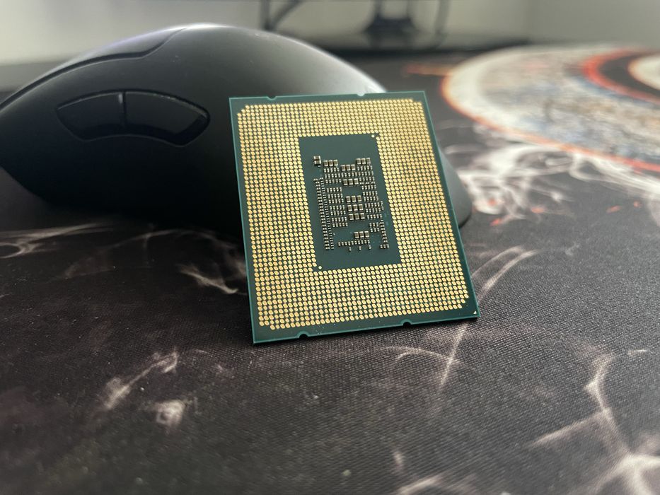 Intel i5-12500t