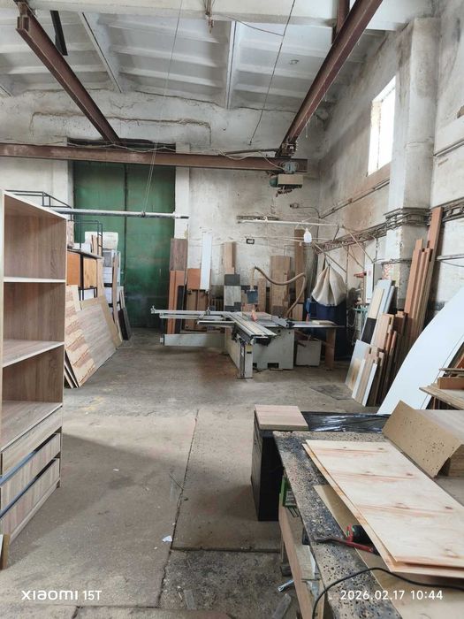 Продаж 23 сотки фасадної землі+440м виробничої будівлі