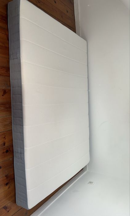 Colchão IKEA VESTERÖY – Como Novo | 130€