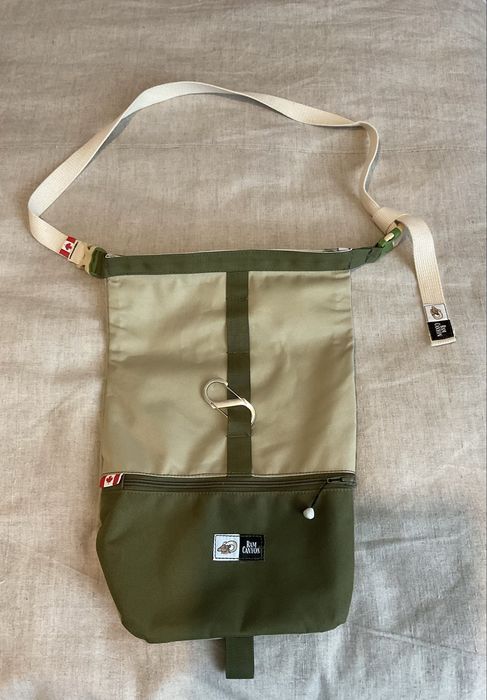 Сумка  через плече , для прогулянок, або для ноутбуку