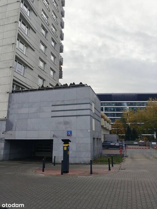 Miejsce parkingowe w garażu podziemnym w Apartamenty "Gdański" - Widok 2