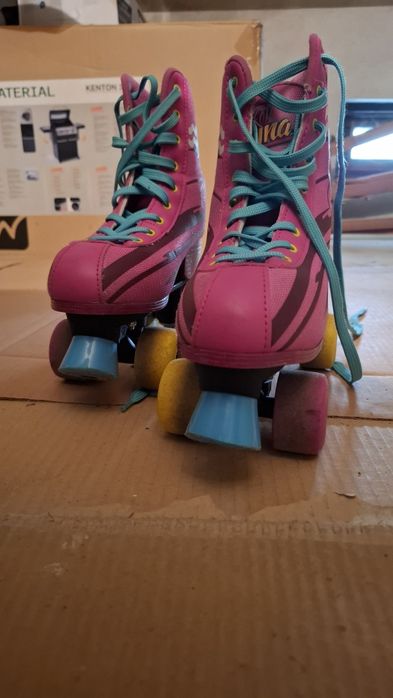 Patins 4 rodas 34 a 38