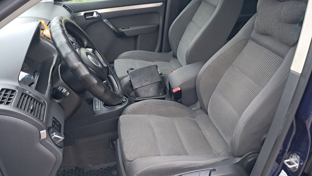 Продам чудовий сімейний авто