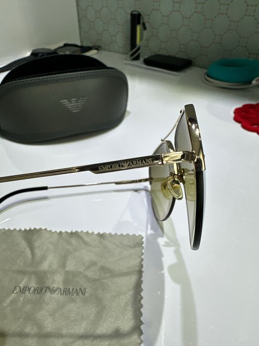 Солнечные очки Emporio Armani