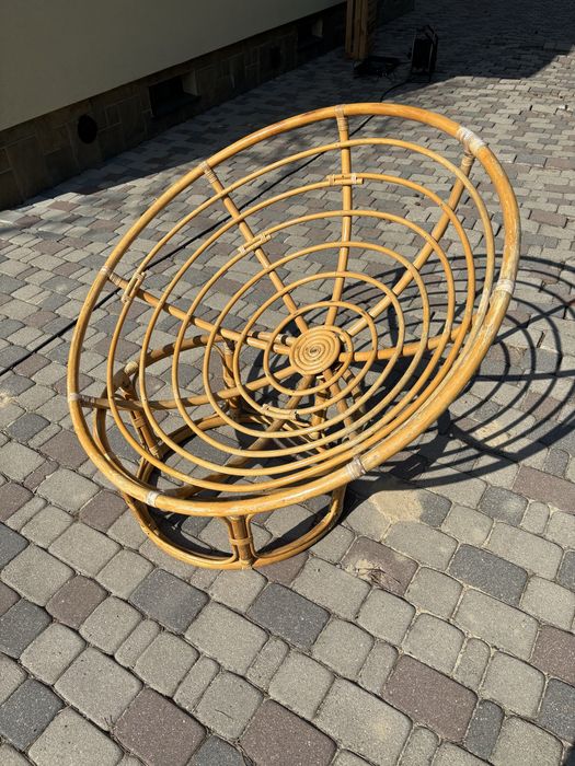 Bambusowy fotel ogrodowy