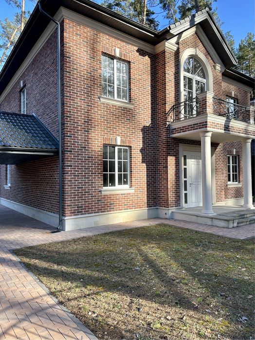 Купити будинок у лісовій Бучі у котеджному містечку