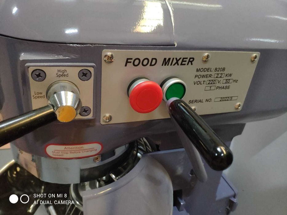 Batedeira Planetária 20L NOVA