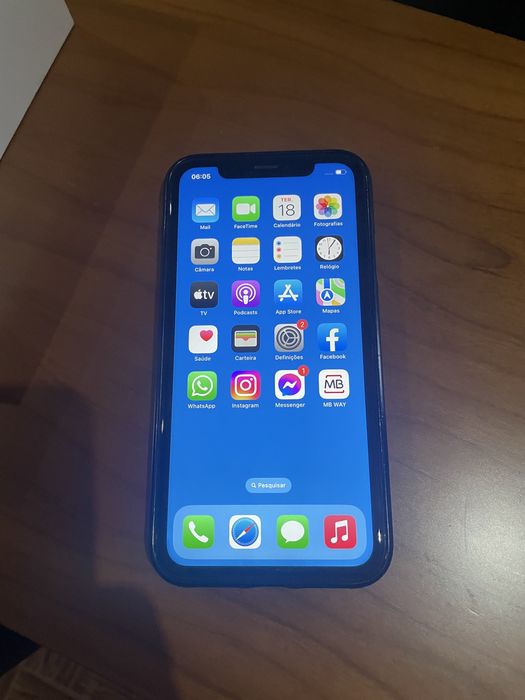 iPhone XR 64 G sem garantia