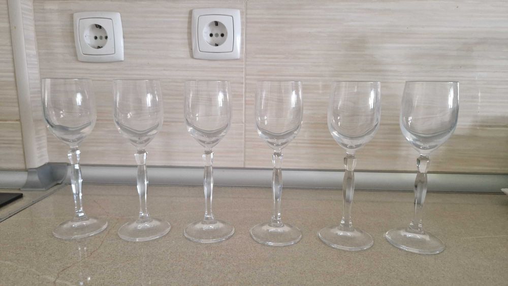 Conjunto 6 copos de aperitivos / licor em vidro pé alto