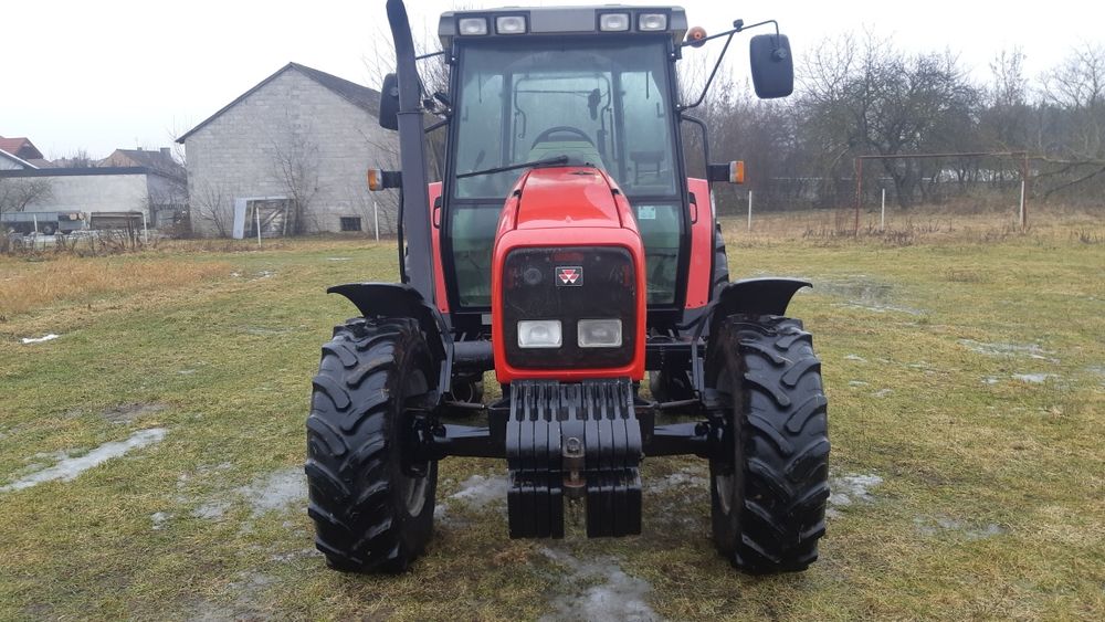 Ciągnik Massey Ferguson 6245 Rok 2003  KM90