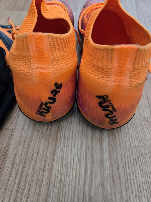 Puma Future Pro FG/AG 44 + Caneleira Puma Ultra M