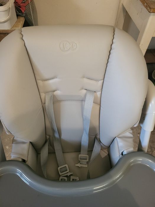 Krzesełko do karmienia