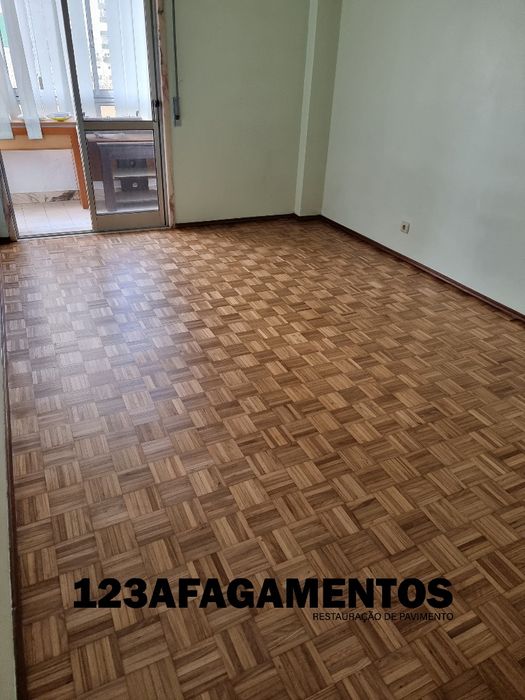 DISPONIBILIDADE IMEDIATA ! Afagamentos e Envernizamentos | Afagar chão