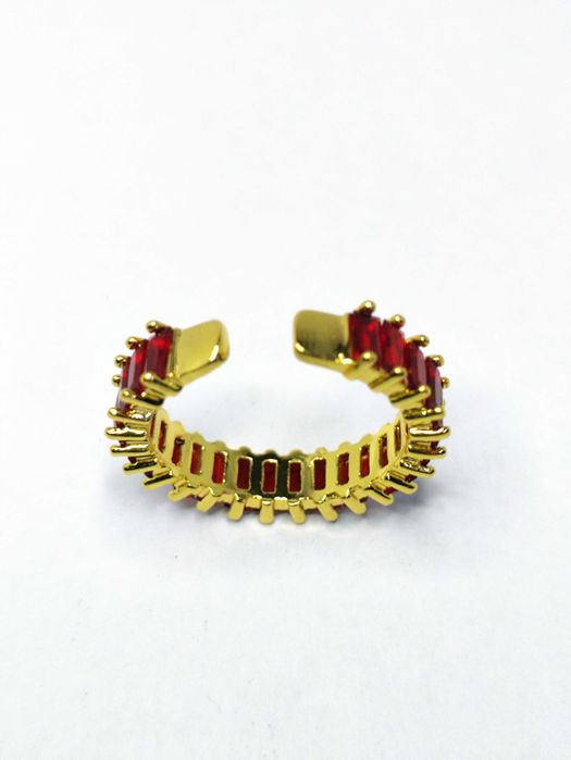 Pierścionek regulowany z czerwonymi kamieniami ze stali chirurgicznej