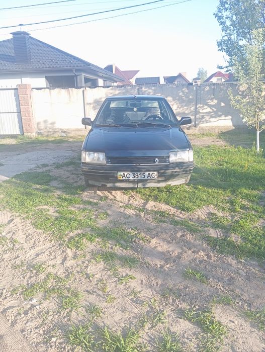 Продам Renault 21