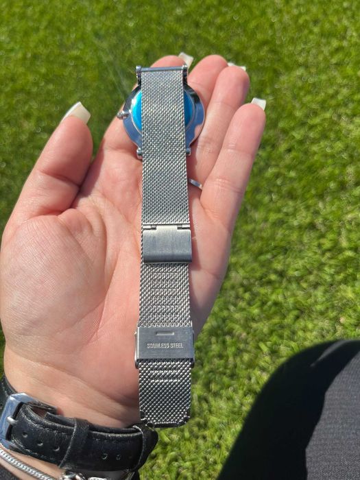 Relógio Prateado Hannah Martin