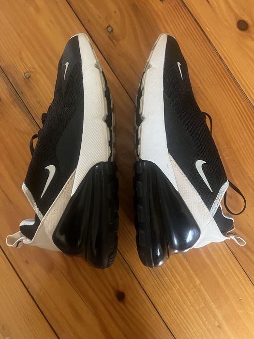 Кросівки Nike Air Max 270