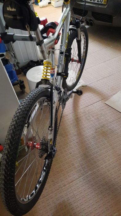 Bicicleta Proflex 955, muito bem estimada e equipada