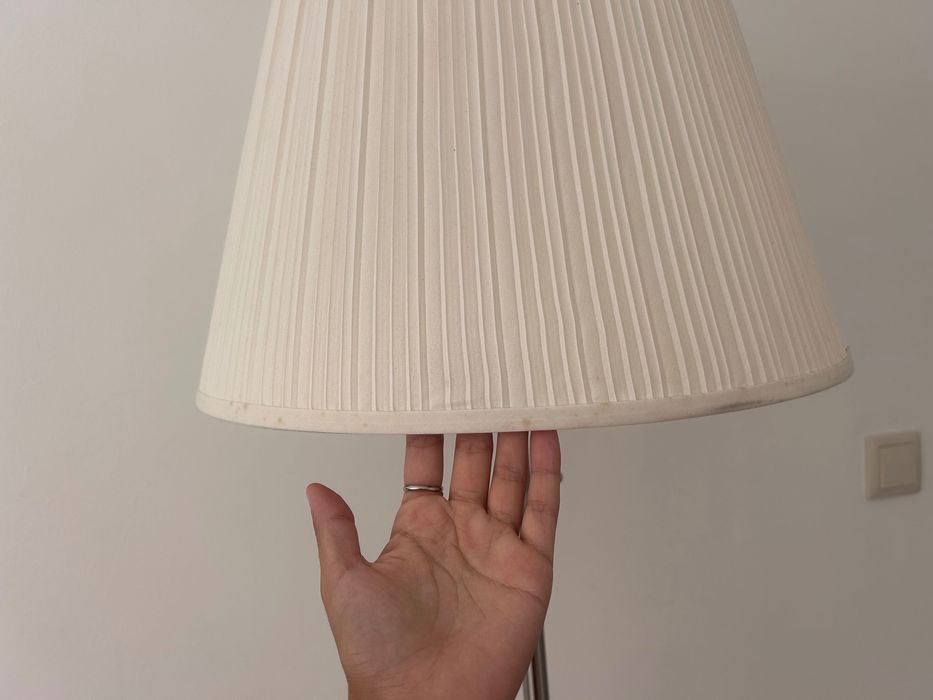 Candeeiro de pé do IKEA