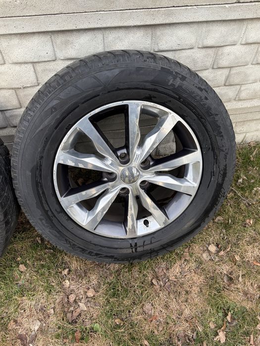 Felgi dodge durango 18 cali komplet