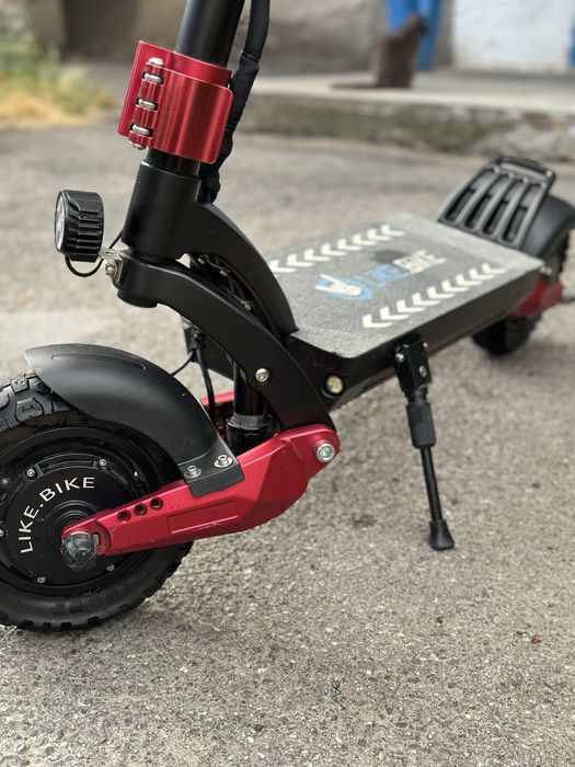 Like Bike Titan електросамокат