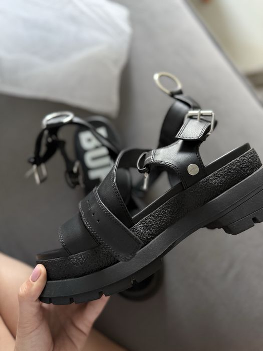 Босоніжки Buffallo  черные