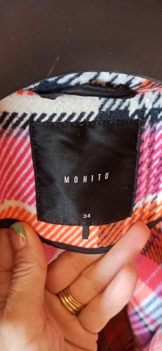 Ciepły płaszczyk damski Mohito 34