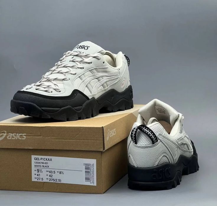 Чоловічі Кросівки Asics Gel Pickax 41-45 Сірого кольору