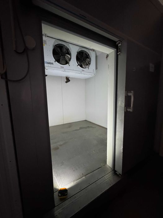 Túnel Ultracongelação (Abatedor de Temperatura) – 280x240x282cm