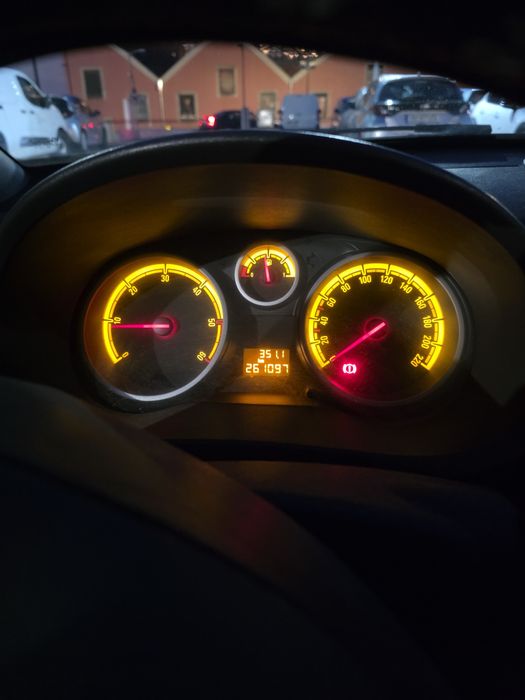 Opel Corsa 2010 261 097km