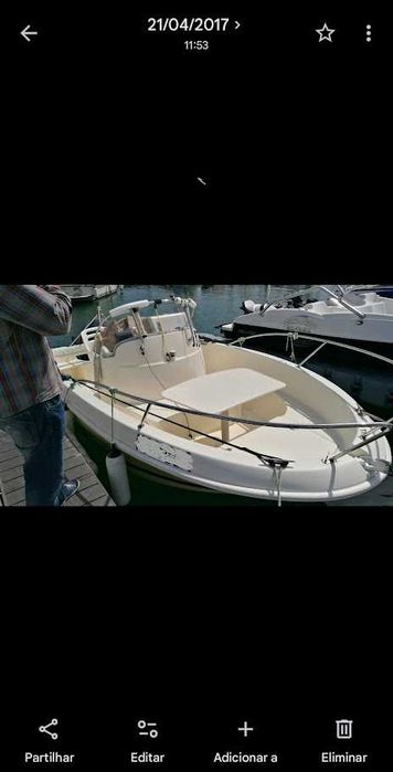 Barco muito bom a navegar