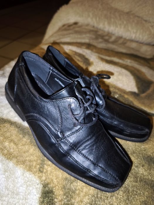 Buty garniturowe chłopięce