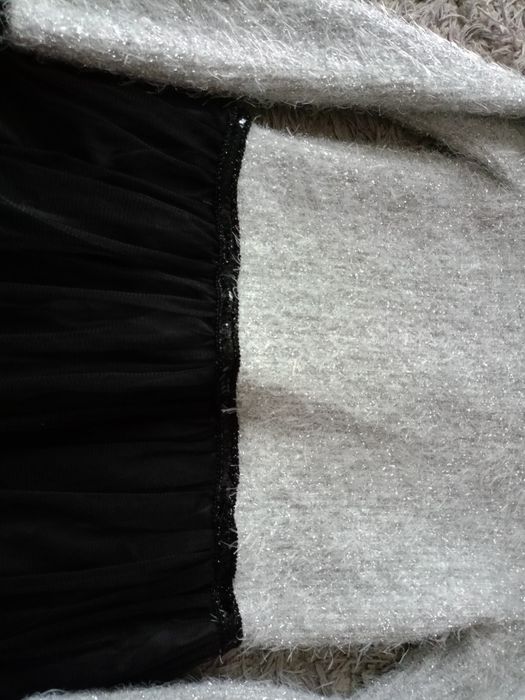 Elegancka sukienka dziewczęca